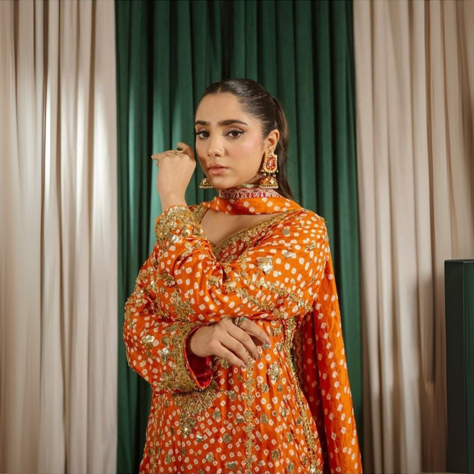 Heavy Chinon Silk Embroidered Kurti Set with Plazzo & Dupatta