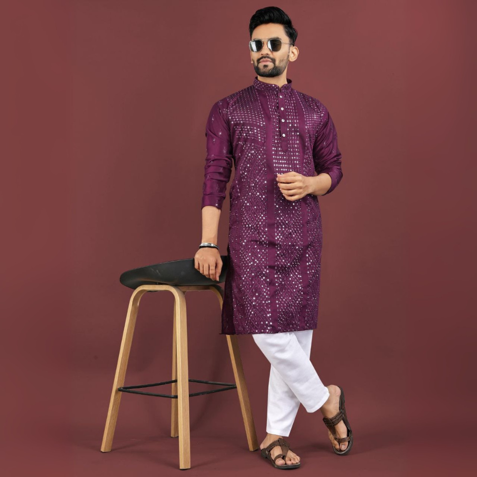 Elegant men’s kurta set in viscose silk with cotton pyjama