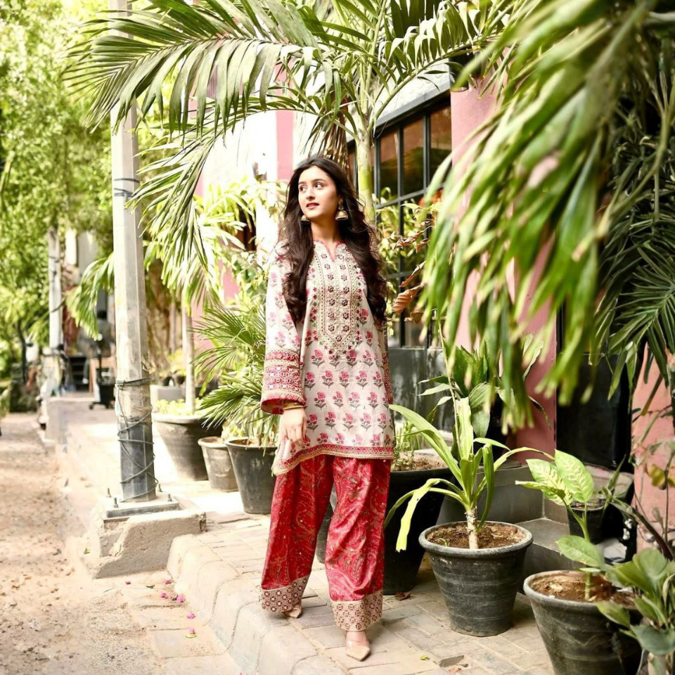 Natural Crepe Digital Print Embroidered Farshi Plazzo Set with Dupatta
