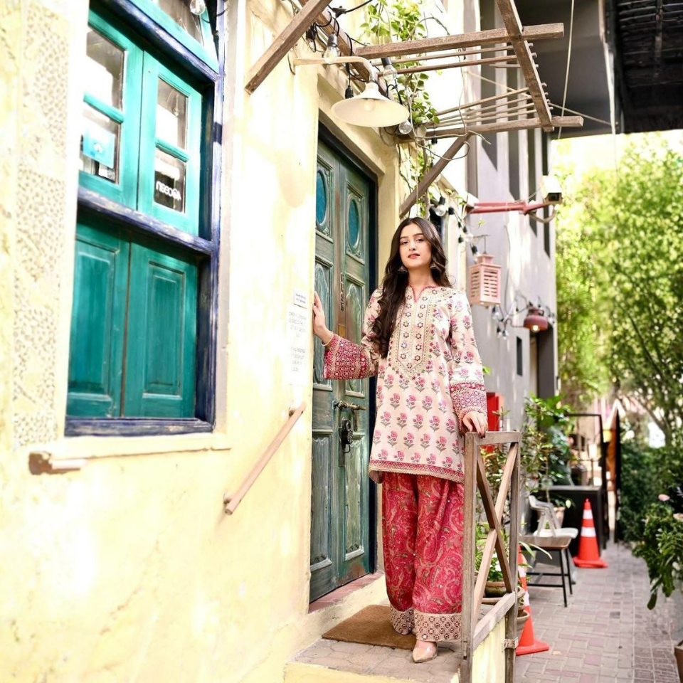 Natural Crepe Digital Print Embroidered Farshi Plazzo Set with Dupatta