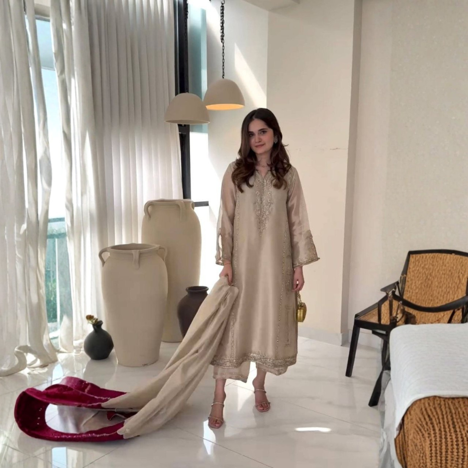 Pur Jimmy Choo Embroidered Sequence Work Kurti Palazzo Dupatta Set