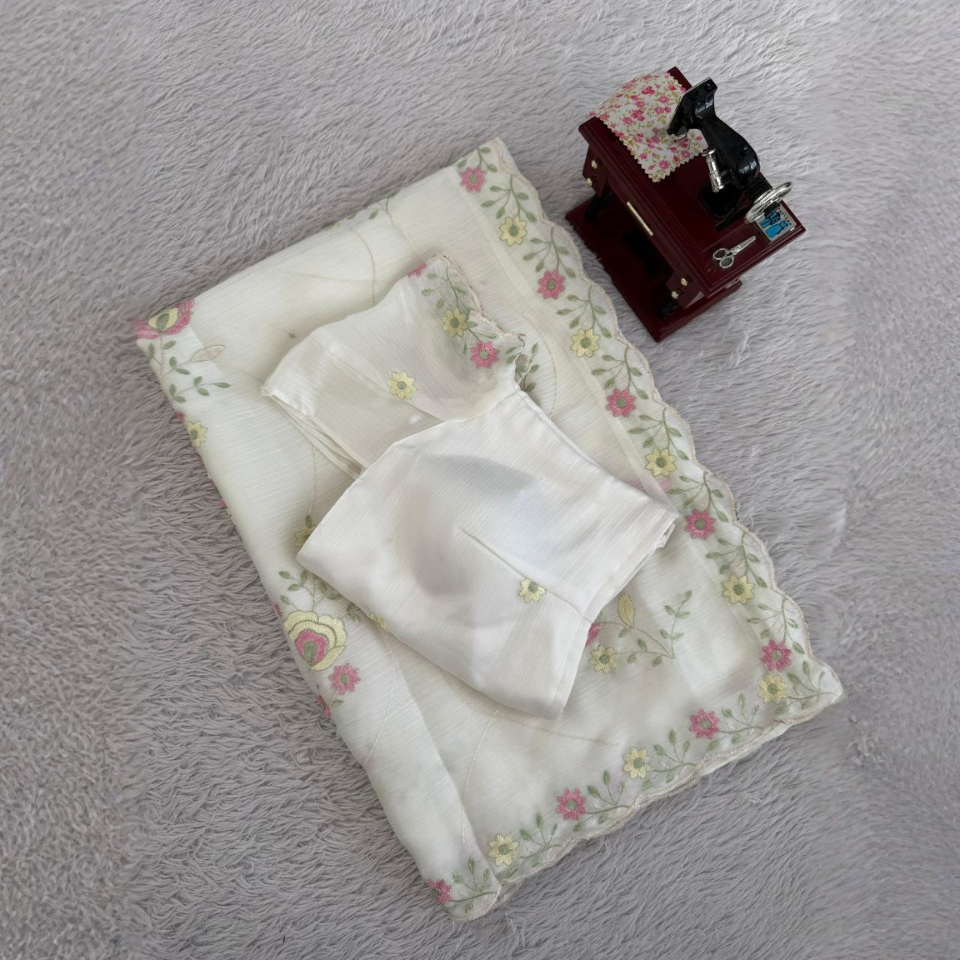 Heavy Chiffon Saree with Intricate Thread Work & Matching Unstitched Blouse