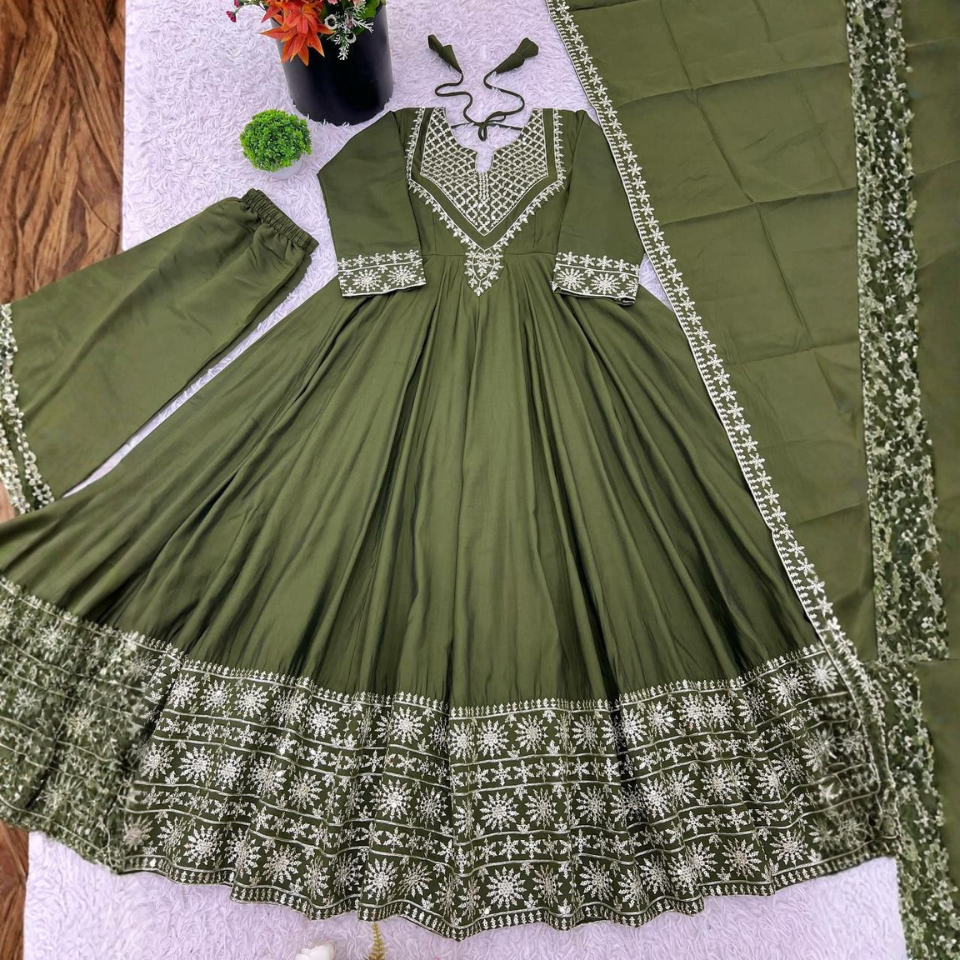 Roman Simmer Silk Embroidered Gown Set