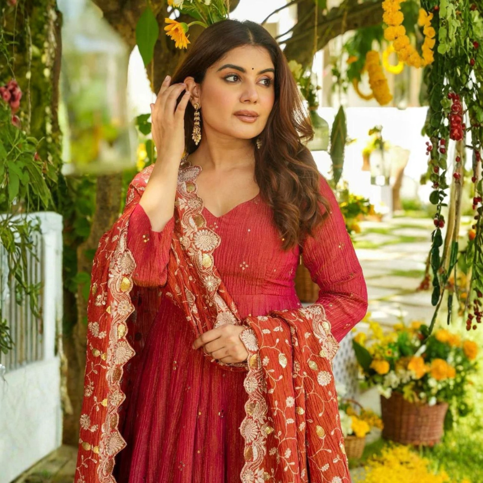 Simmar Silk Embroidered Gown Set