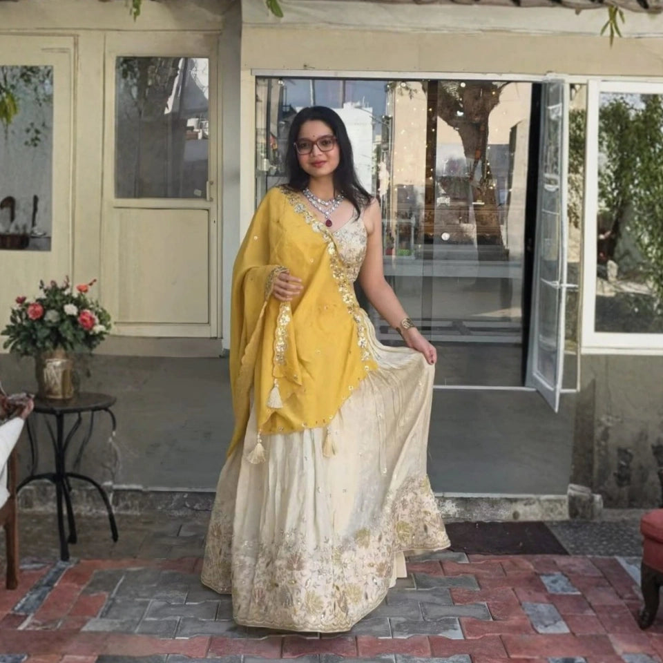 Mehar Chinon Lehenga