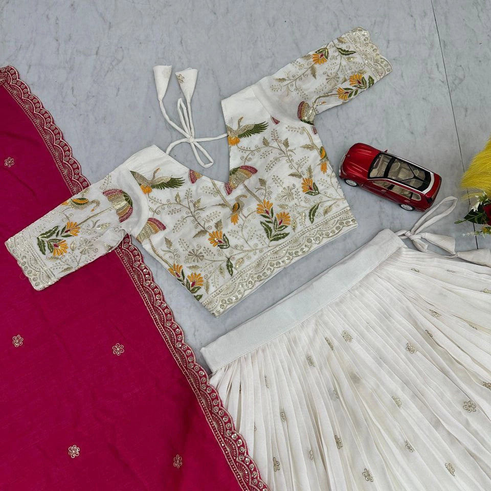 Aashvi Vichitra Silk Lehenga