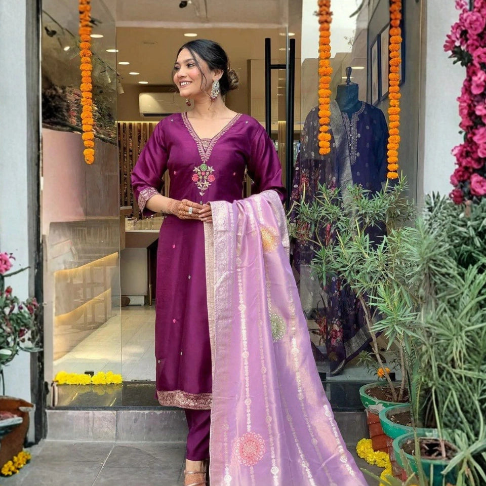 Zaina Chanderi Kurti Set