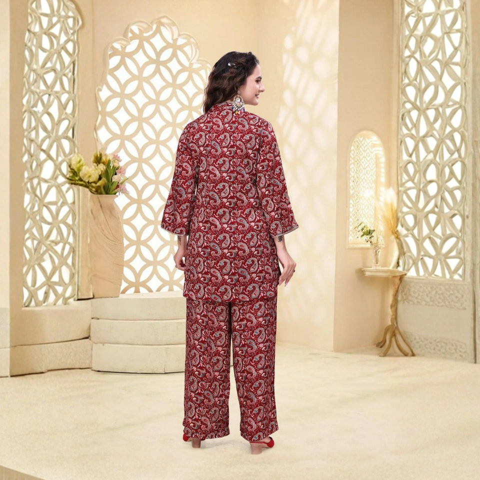 Delta Printed V-Neck Kurti
