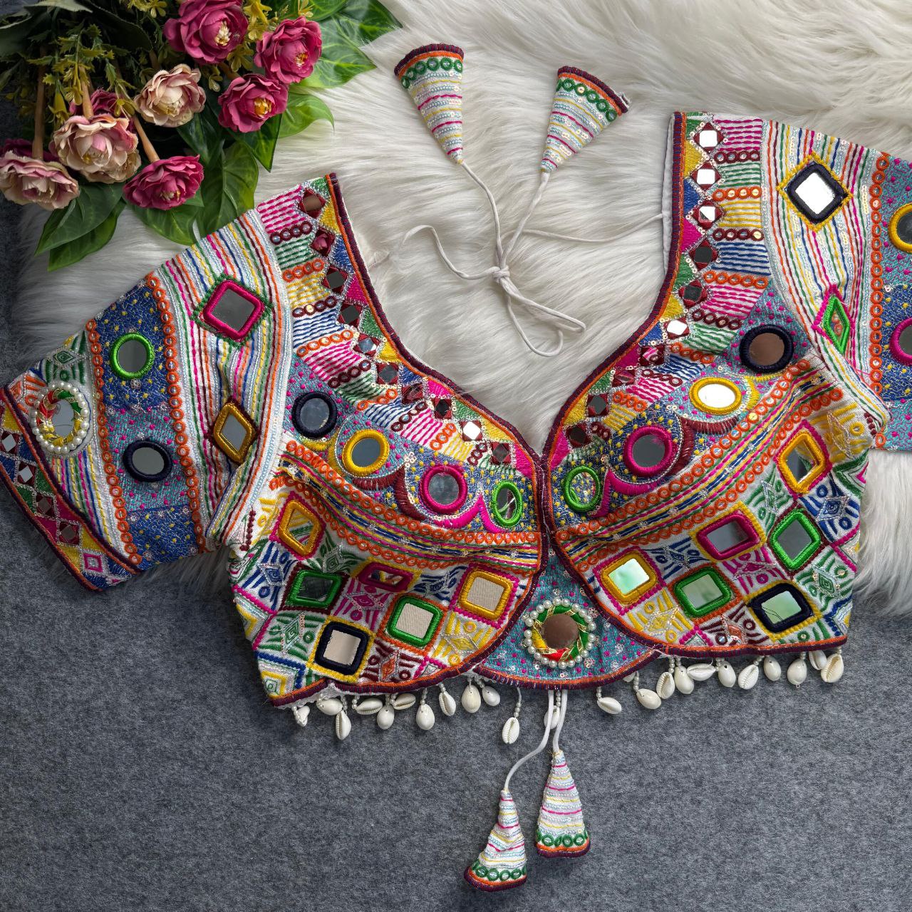 Fancy Design With Gamthi & Shell Lace Pattern